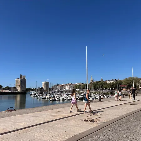 2ch Neuf A Deux Pas Du Vieux Port Daire